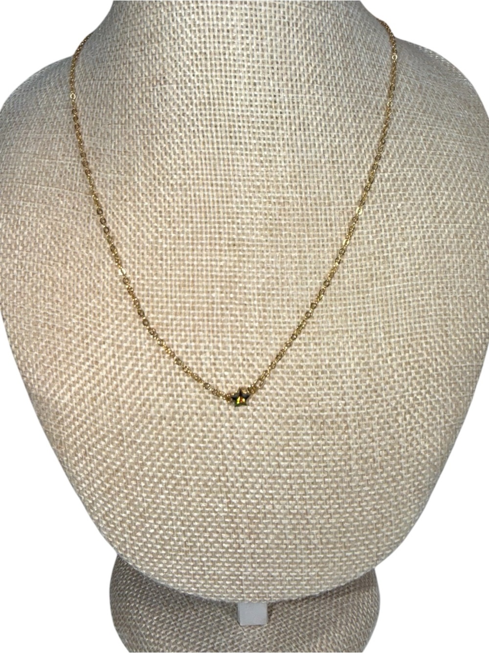 New ZOETIK ~ Delicate Gold Chain Necklace ~ Blue Green Star Tiny Pendant